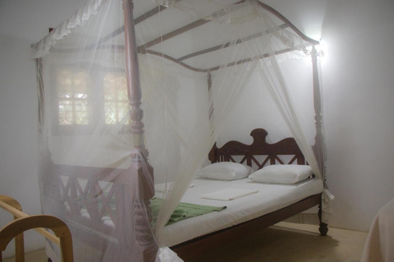 Jungle View Guesthouse Unawatuna Exterior photo