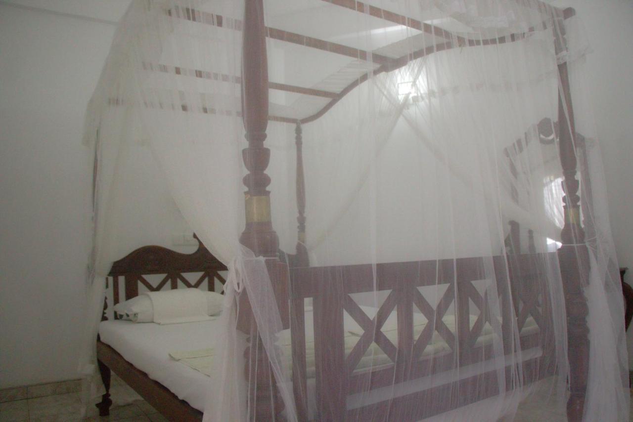 Jungle View Guesthouse Unawatuna Exterior photo